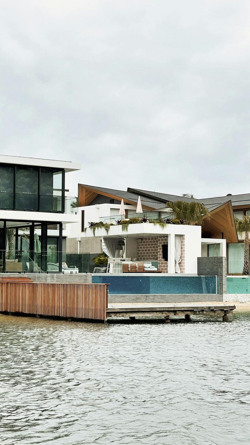 Riverside Residence